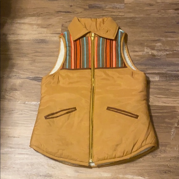 Judith March Jackets & Blazers - JUDITH MARCH Tribal boho vest